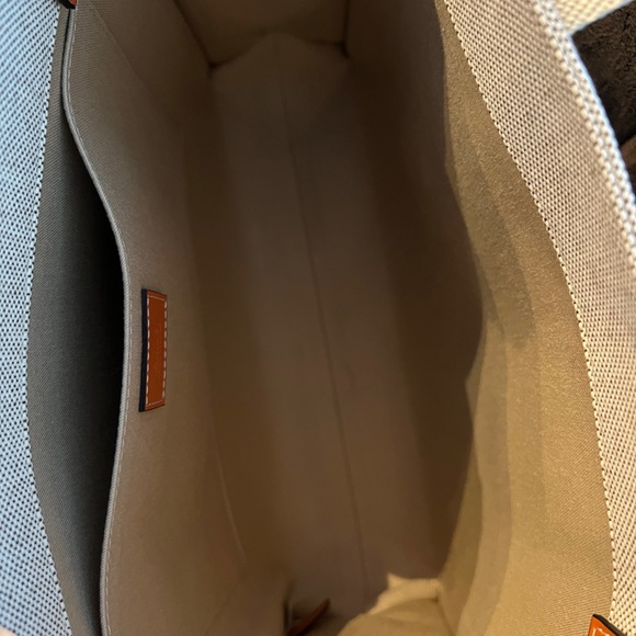 Chloe Medium Woody Tote - Picture 3 of 9